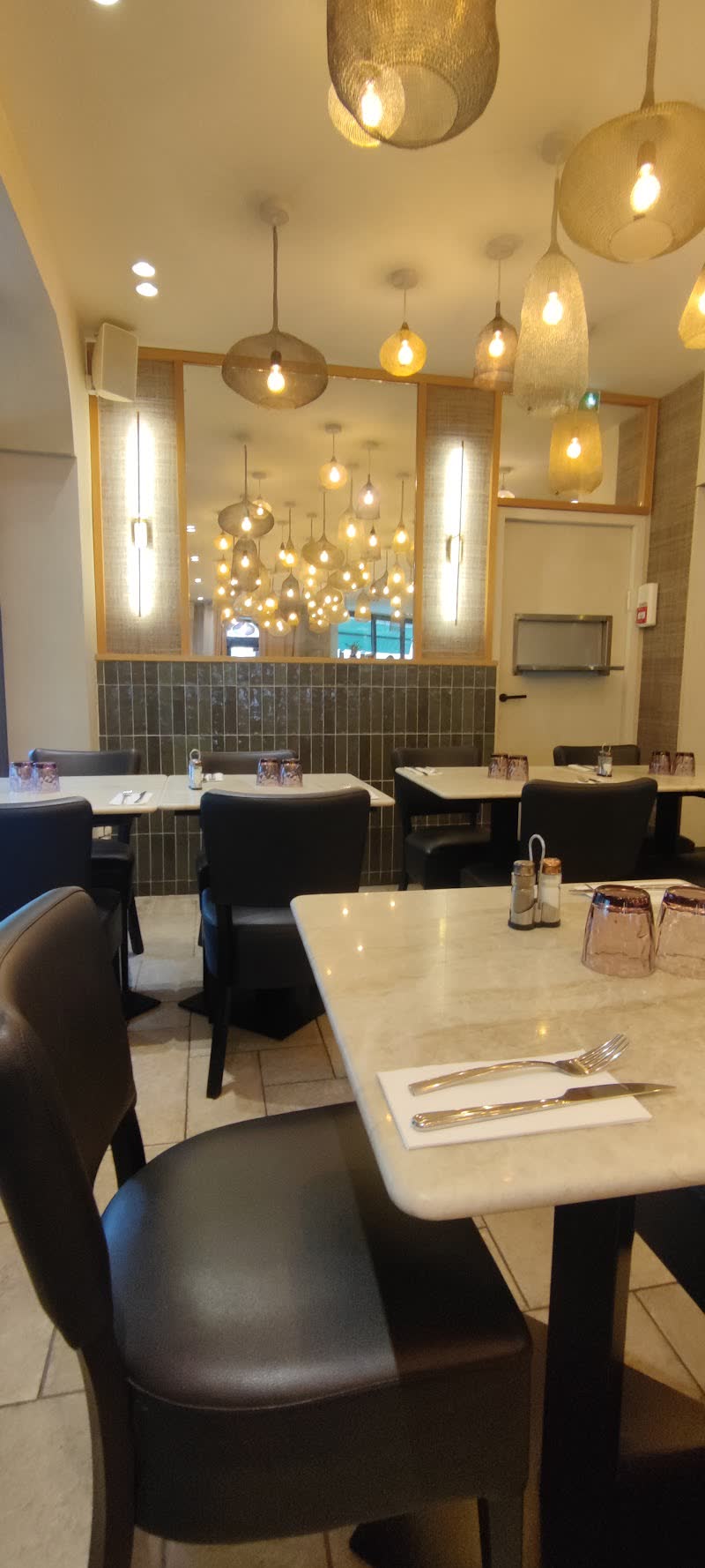 BABAIT — Restaurant casher à Levallois-Perret